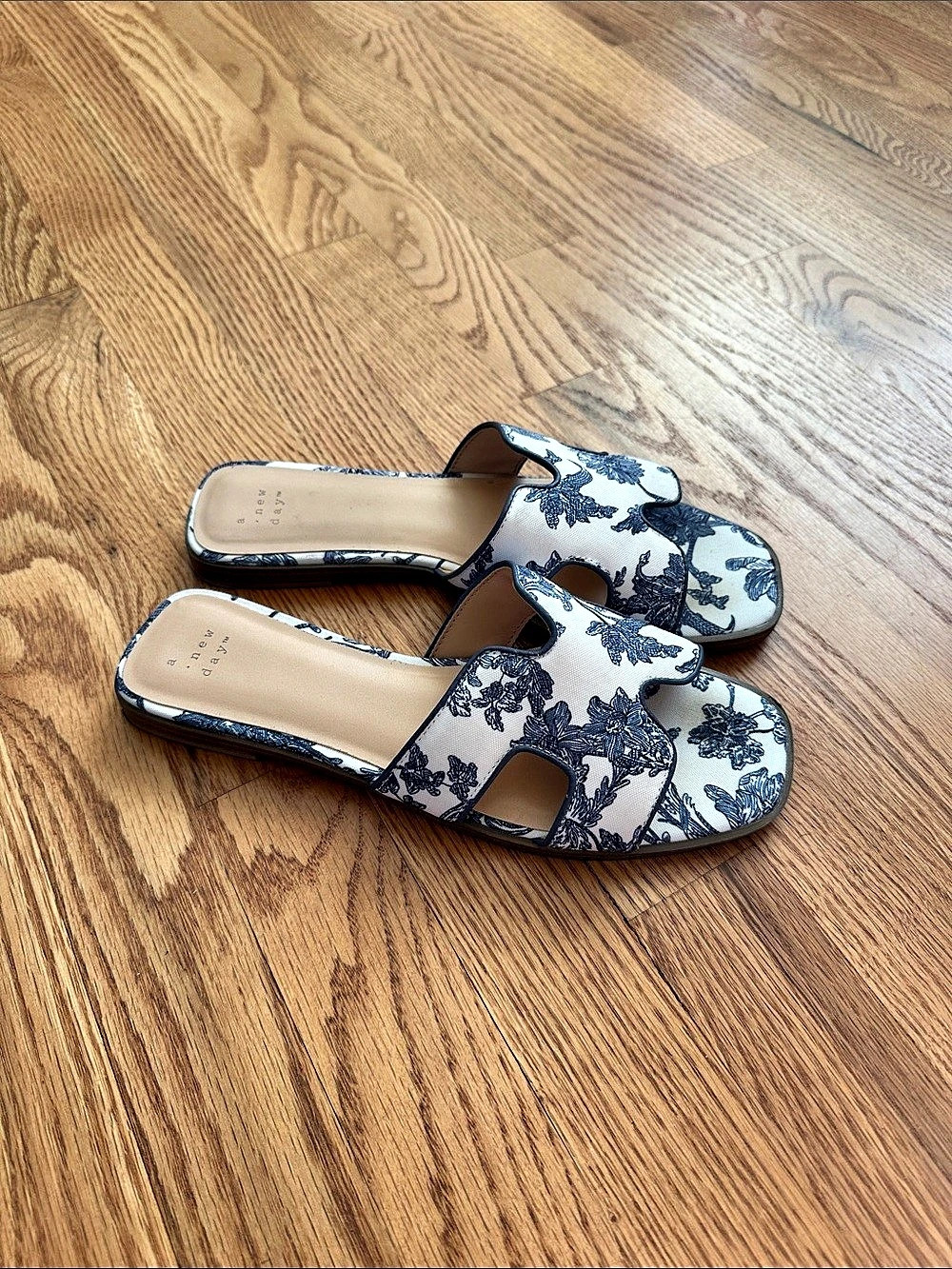 Target A New Day Blue Floral Nina Slide Sandals Size 8.5